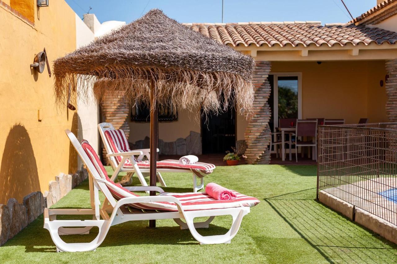 Chalet Rocio - Solo Familias Conil De La Frontera Luaran gambar